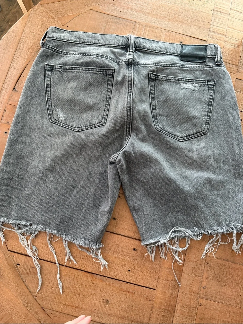 Abercrombie & Fitch Men's Distressed Gray Denim Shorts